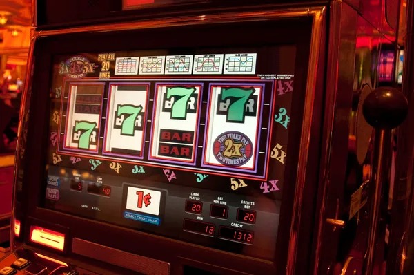 Starlight Princess game interface on ketua77 showing reel layout and bet controls